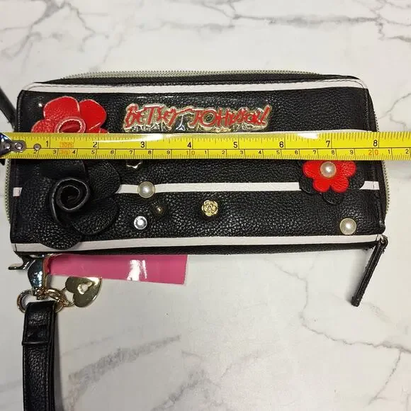 Betsey Johnson NEW zip around wristlet wallet faux leather w roses striped bling - Picture 4 of 13